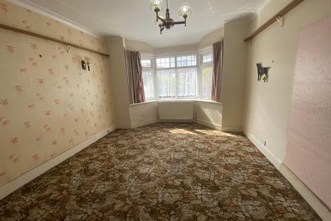 126 Alder Road, Poole, BH12 4AB