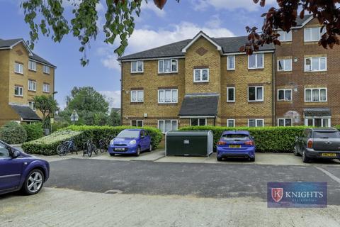 1 bedroom apartment for sale - Bream Close, London, N17