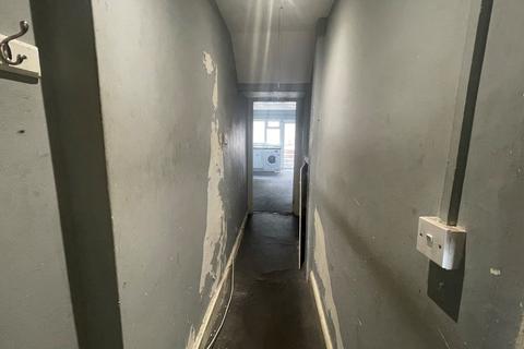 55d Penge Road, London, SE25 4EJ