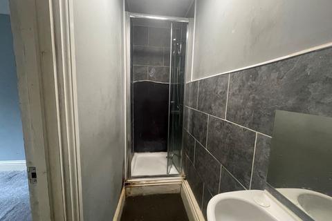 55d Penge Road, London, SE25 4EJ
