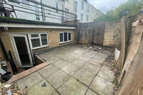 55d Penge Road, London, SE25 4EJ