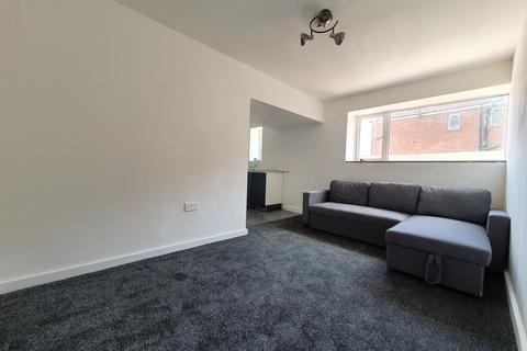 2 bedroom ground floor flat to rent - Brook Street, Cardiff CF11