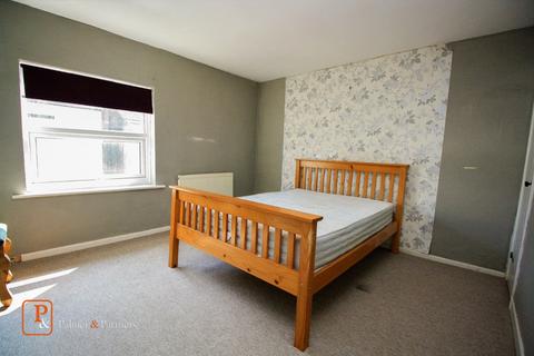 2 bedroom terraced house to rent, Shrubland Road, Colchester, Essex, CO2