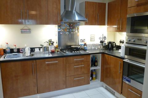 23 Tekram Close, Edenbridge, TN8 5RN