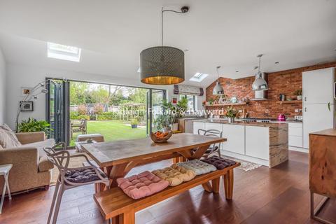 299 Pickhurst Rise, West Wickham, BR4 0AH