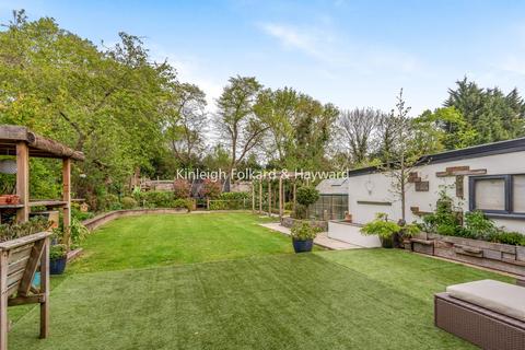 299 Pickhurst Rise, West Wickham, BR4 0AH