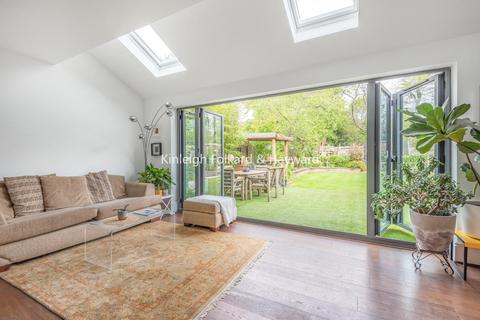 299 Pickhurst Rise, West Wickham, BR4 0AH