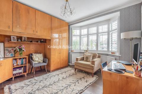 299 Pickhurst Rise, West Wickham, BR4 0AH