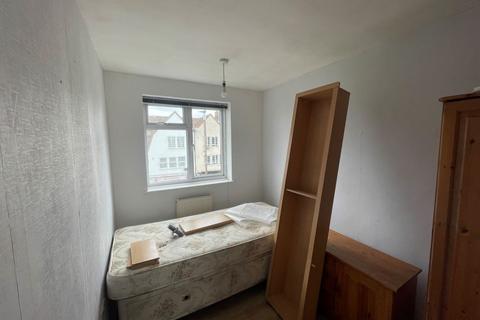 281a Court Road, Eltham, London, SE9 4TH