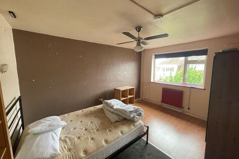 281a Court Road, Eltham, London, SE9 4TH