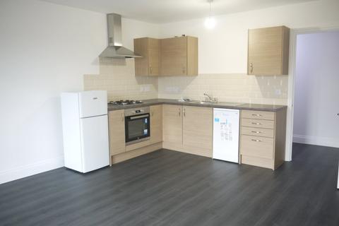 2 bedroom flat to rent, Defoe Parade, Chadwell St Mary
