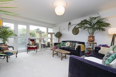 3 bedroom terraced house for sale - The Drummonds, Buckhurst Hill, IG9