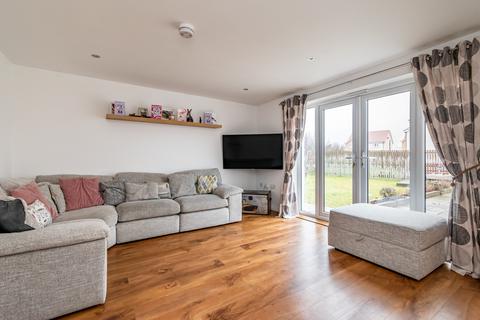 24 Corby Craig Terrace, Bilston, Roslin, EH25 9TH