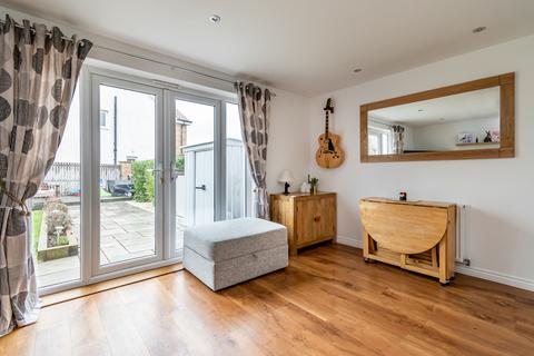 24 Corby Craig Terrace, Bilston, Roslin, EH25 9TH