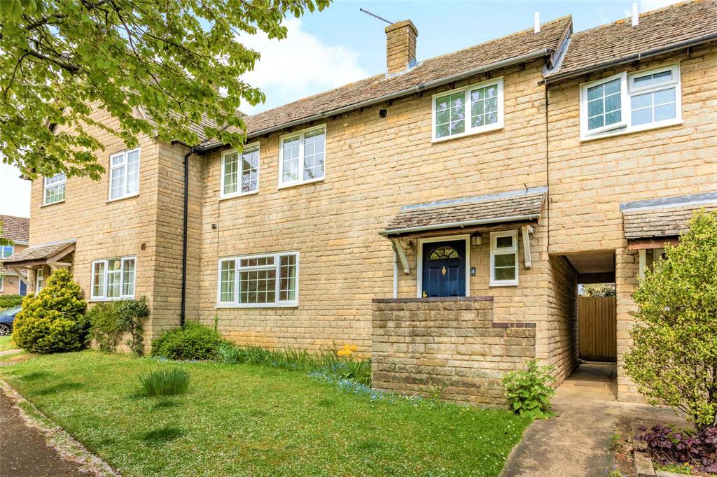 Blackpot Lane, Oundle, Peterborough... 3 bed semidetached house £335,000