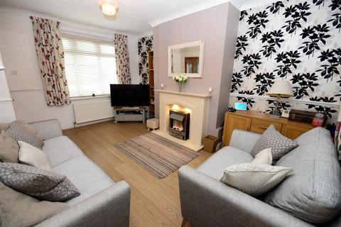 3 bedroom semi-detached house for sale - Fisherwell Road, Pelaw
