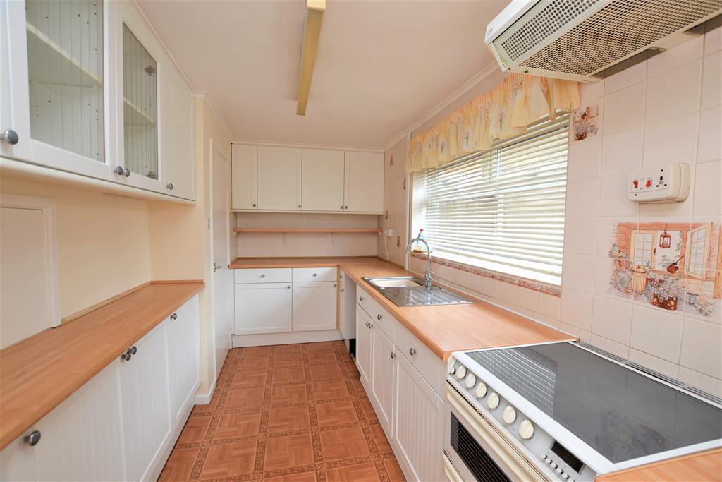 Kingscote Road East, Cheltenham, GL51... 3 bed detached house £450,000