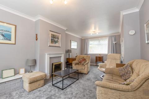 12 Balgavies Place, Dundee, DD4 7QP