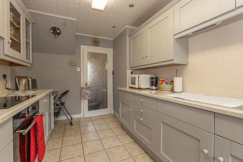 12 Balgavies Place, Dundee, DD4 7QP