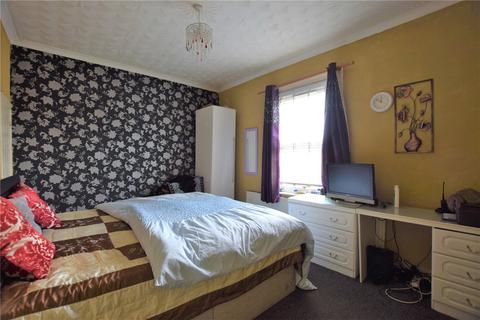 3 bedroom semi-detached house for sale - Howard Street, Gloucester, GL1