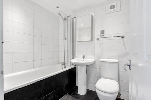 15a Devonshire Road, Chiswick, London, W4 2EU