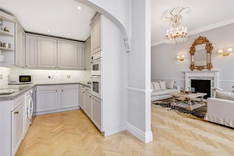 3 bedroom apartment to rent, Queen's Gate Gardens, London, SW7