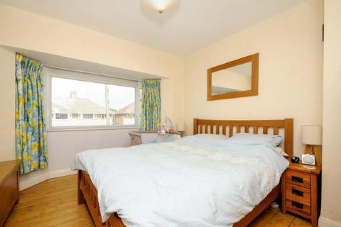 4 bedroom semi-detached house to rent - Stanway Road,  Headington,  OX3