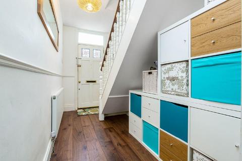 69 Bronson Road, London, SW20 8DZ