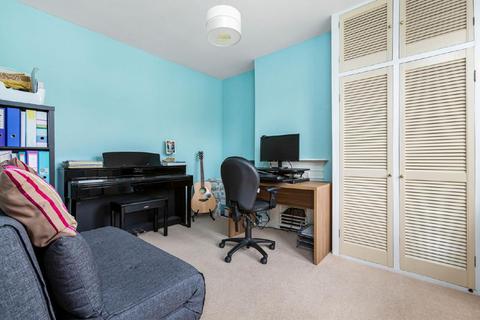 69 Bronson Road, London, SW20 8DZ