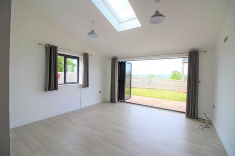 3 bedroom barn conversion to rent, Riddings Barns, Crossway Green, DY13