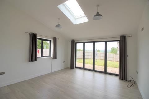 3 bedroom barn conversion to rent, Riddings Barns, Crossway Green, DY13