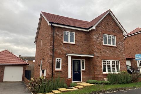 4 bedroom detached house to rent, Strawberry Fields, Hempsted, Gloucester