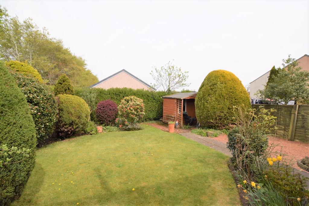 Strathyre, Greenbrae Loaning, Dumfries, DG1 3 DD -
