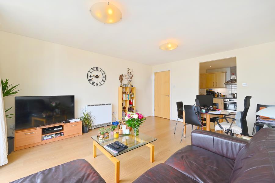 Medland House Branch Road Limehouse E14 1 bed apartment £1,846 pcm (£