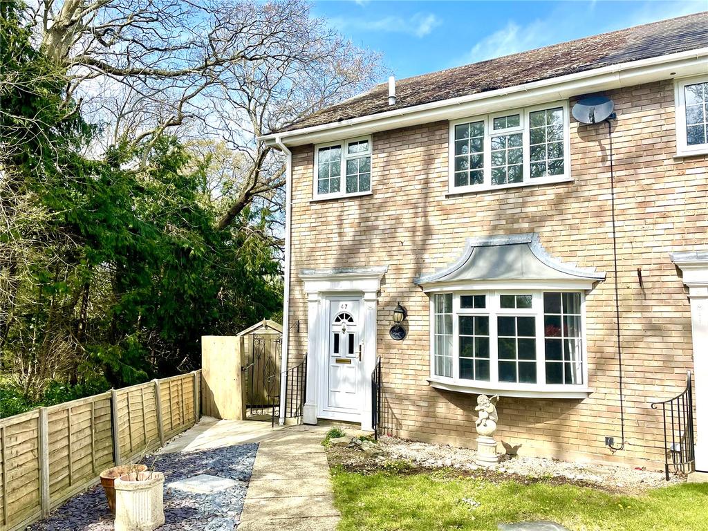 Grafton Gardens, Pennington, Lymington, SO41 3 bed end of terrace house