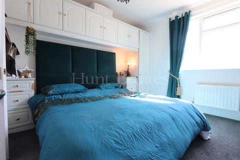 2 bedroom flat for sale, La Grande Route De La Cote, St. Clement, Jersey. JE2 6SA