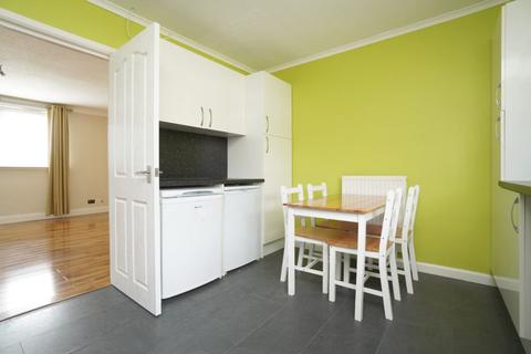 36 Barrie Quadrant, Clydebank, G81 3EH