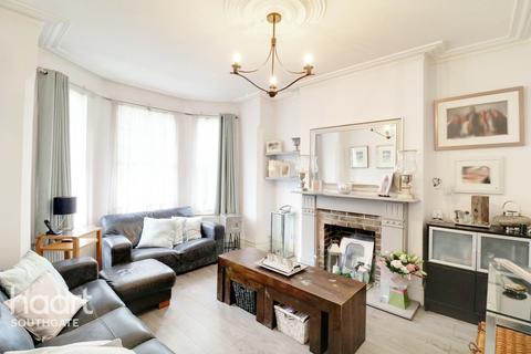 65 Devonshire Road, Palmers Green, London, N13 4QU