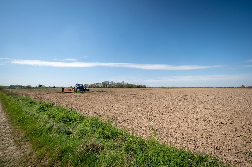 Land at Elmstead Lodge Farm