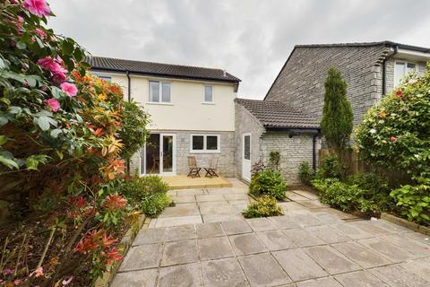 5 Amble Road, Callington, PL17 7QE