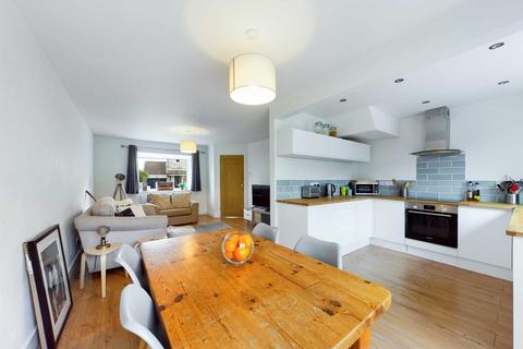 5 Amble Road, Callington, PL17 7QE