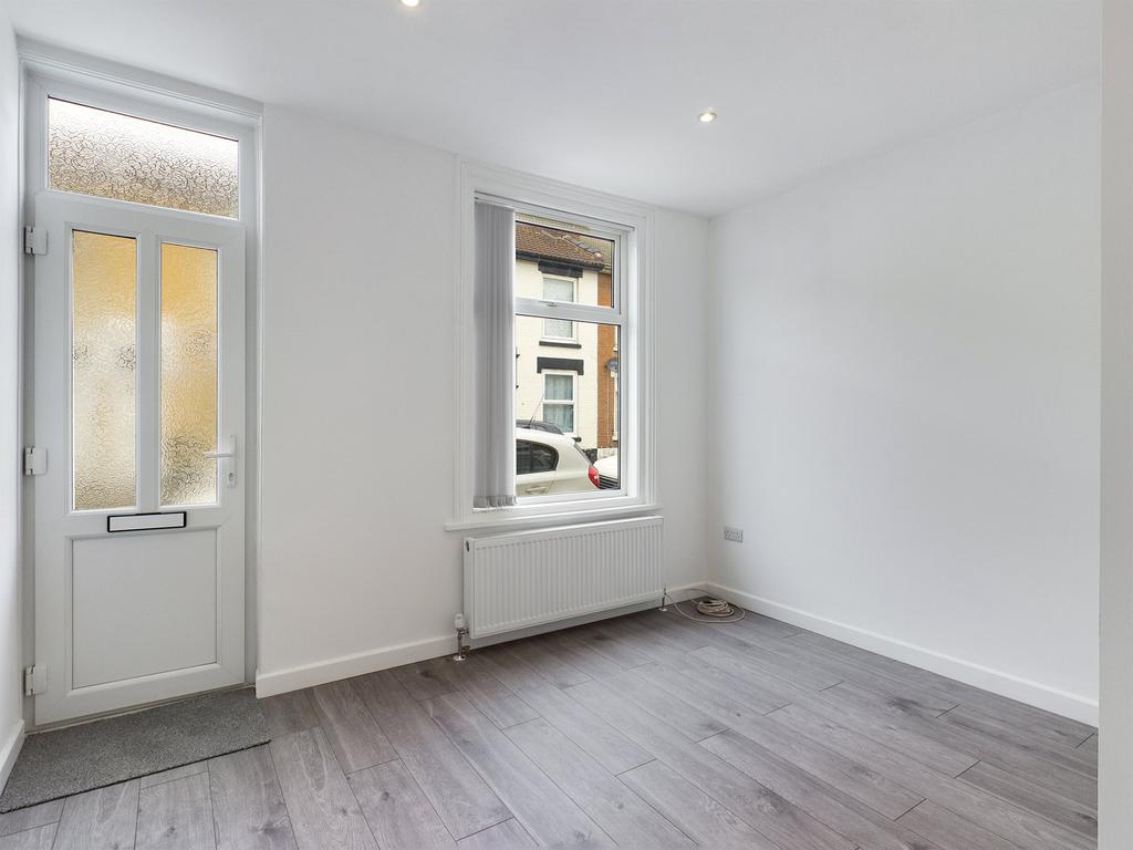 Londesborough Road, Southsea... 2 bed terraced house £250,000