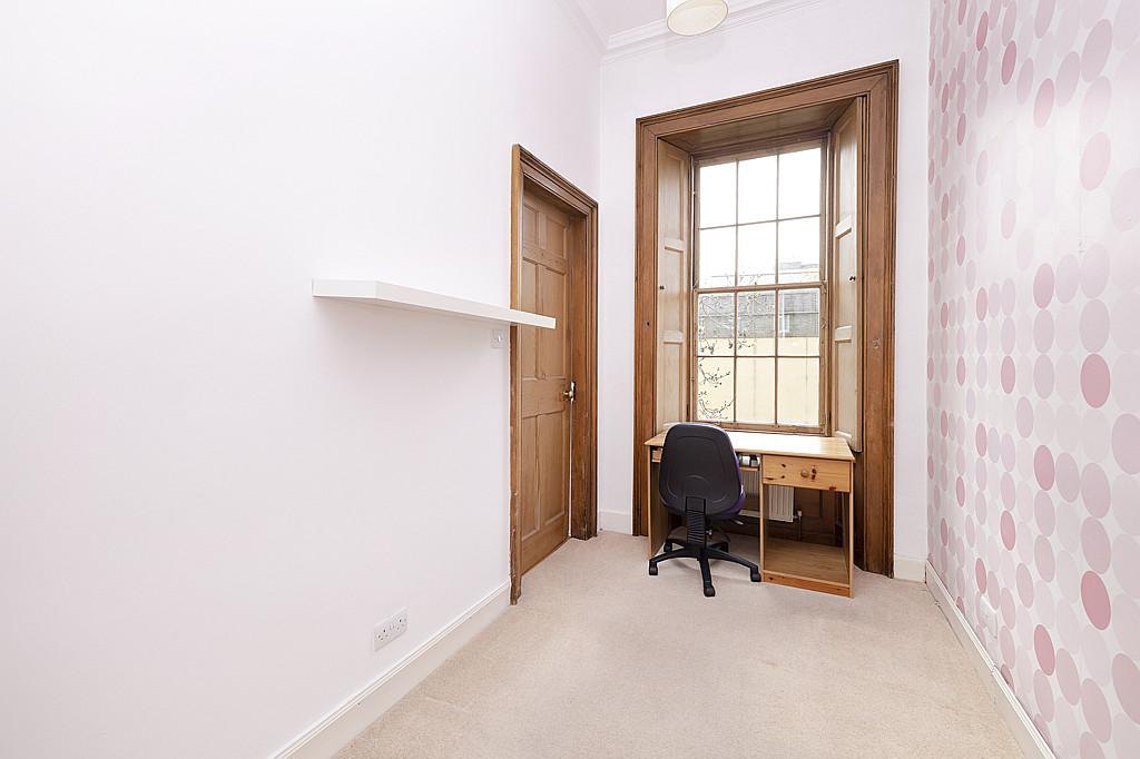 Bedroom 3/Study