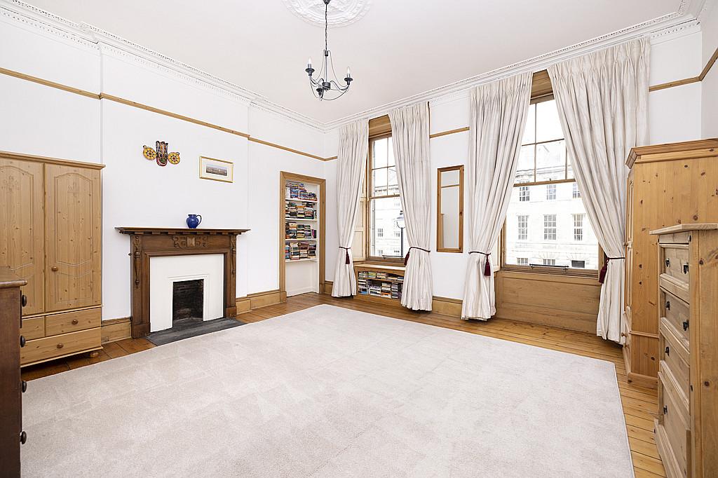 Double Bedroom 1