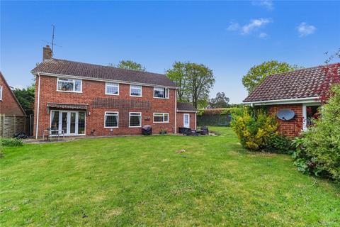 4 bedroom detached house for sale - Pitch Pond Close, Knotty Green, Beaconsfield, Buckinghamshire, HP9