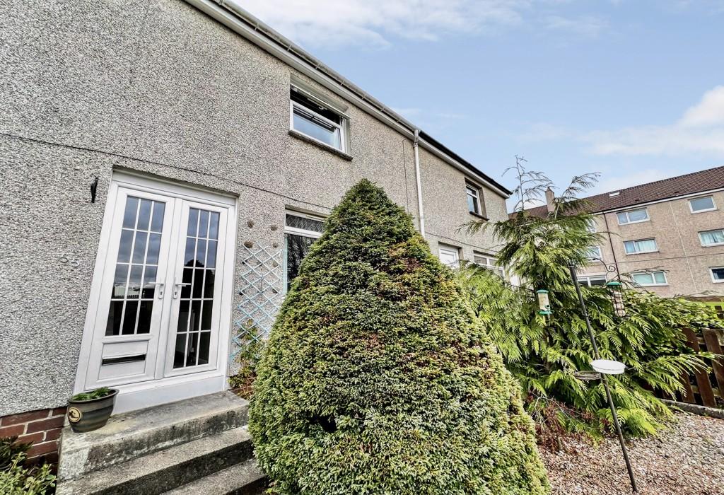 Smyllum Road, Lanark, South Lanarkshire 2 bed terraced house £70,000