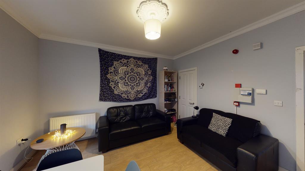 Sharrow Vale Road, Sheffield, S11 8ZB 5 bed terraced house £1,646 pcm
