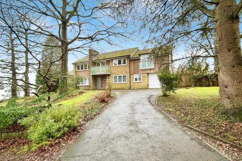 undefined, Cedarways, Farnham