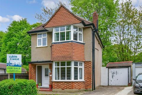 5 The Holt, Wallington, SM6 7LG