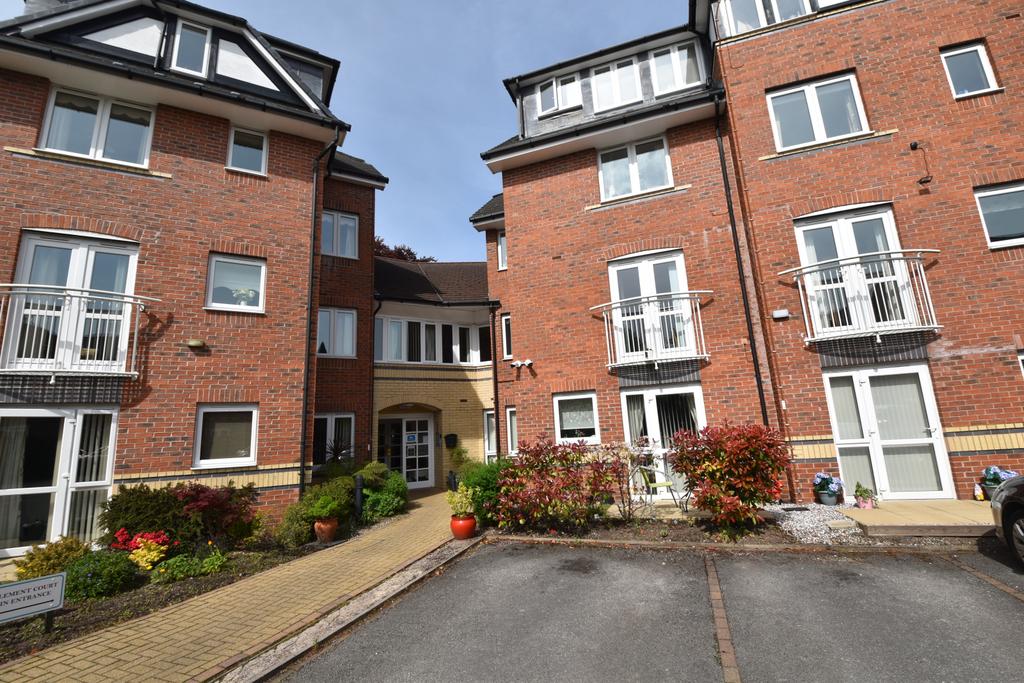 St Clements Court, Manor Avenue, M41 2 bed retirement property for sale